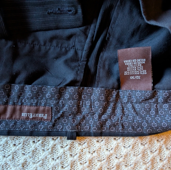 Bundle Men's Stylish dress Pants 6 Pairs Included. - Picture 2 of 14